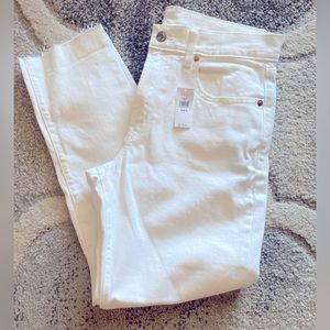 Gap Girlfriend Mid Rise White Jeans